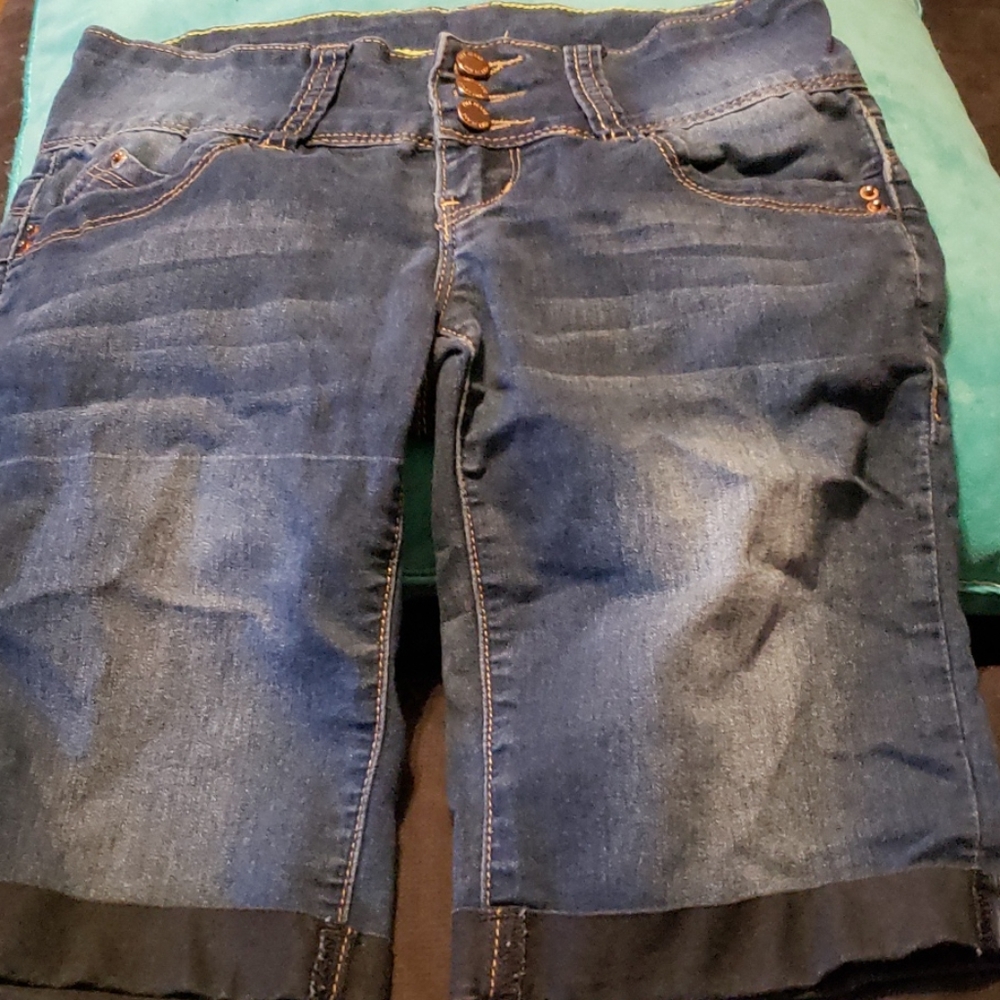 YMI Wanna Betta Butt?  Bermuda shorts